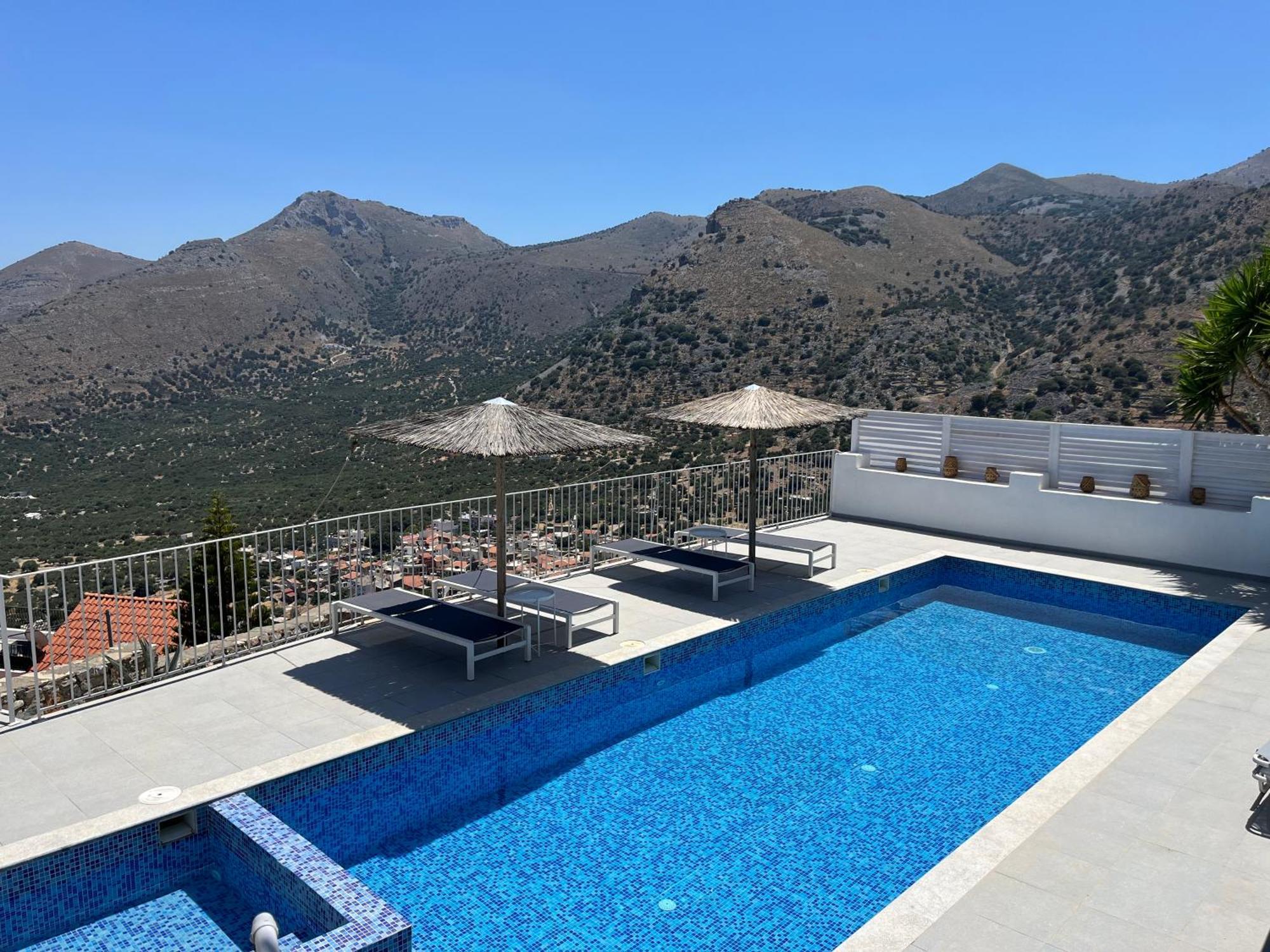 Villa Romee With Private Swimmingpool And Panoramic View On